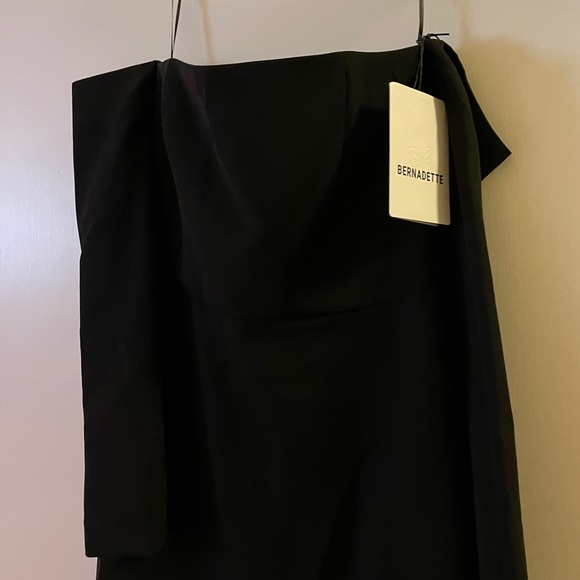 Bernadette Edia Off The Shoulder Long Sleeve Maxi Dress - Picture 6 of 8